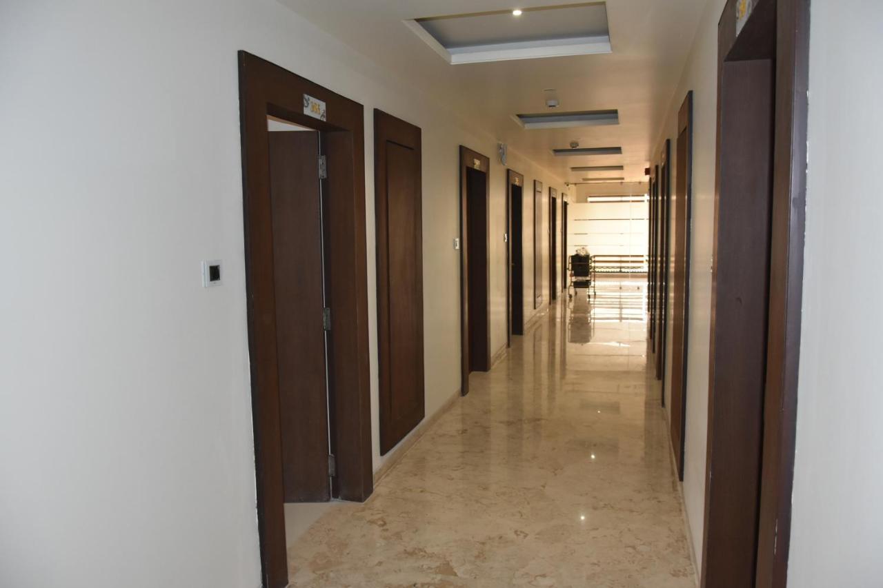 Hotel Wisteria Blue Samarda Kaliāsot Zewnętrze zdjęcie